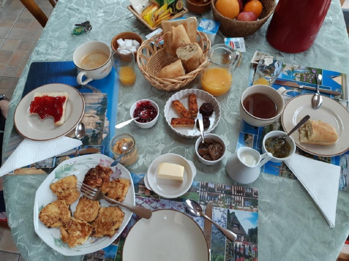 Gite Le Moulin Des 4 Vaux Saint-Étienne-la-Thillaye Kültér fotó